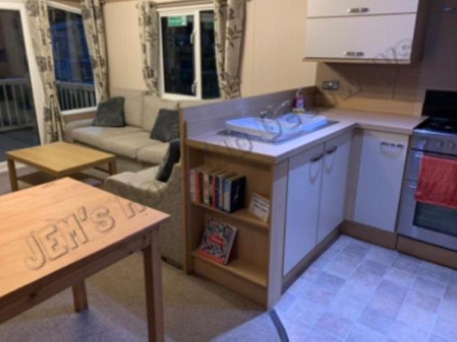 Jems Hot-Tub Getaways 8 Berth At Tattershall Lakes Bagian luar foto